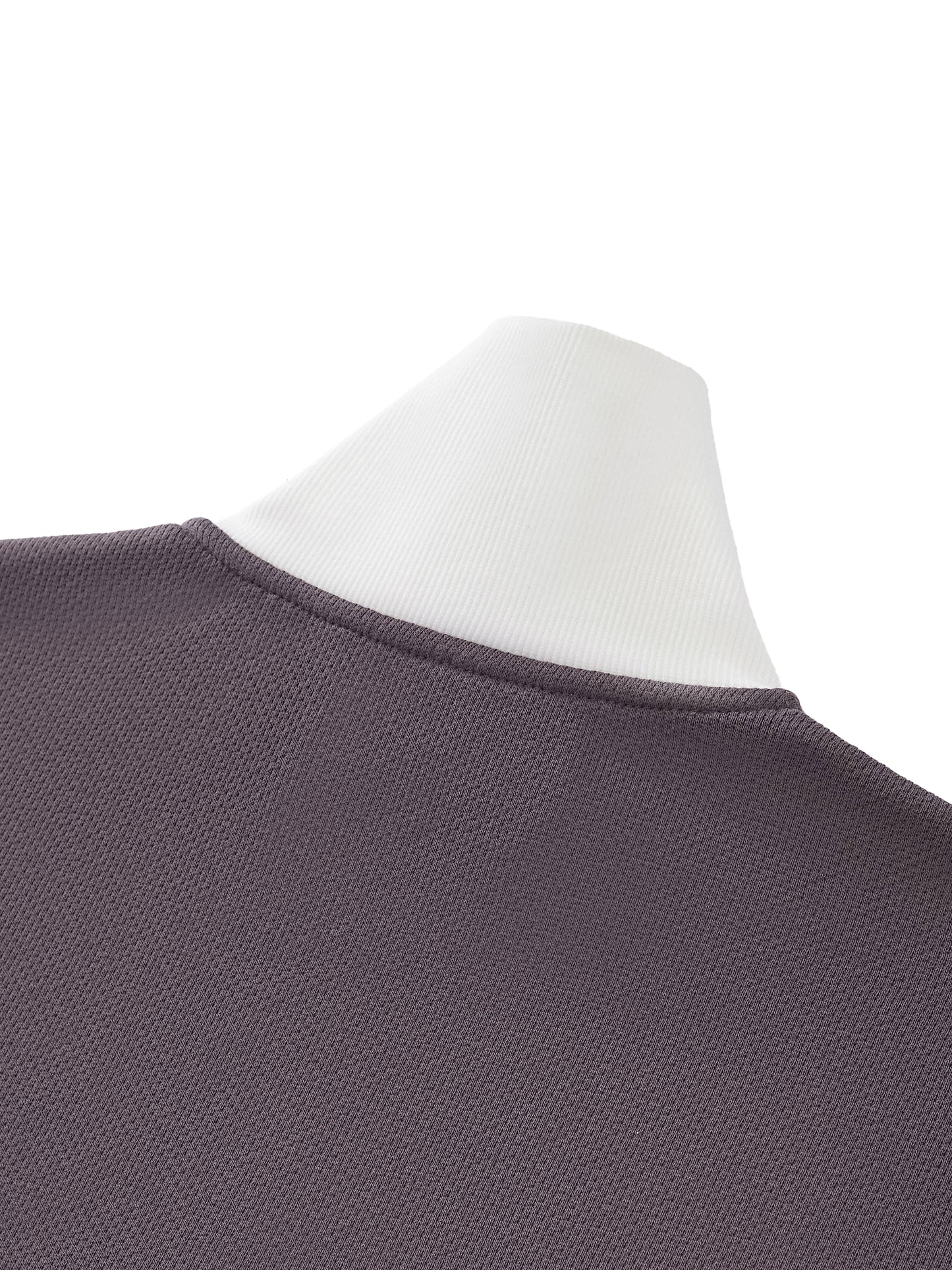 Cropped track jacket collar and neckline with ribbed dark purple knit