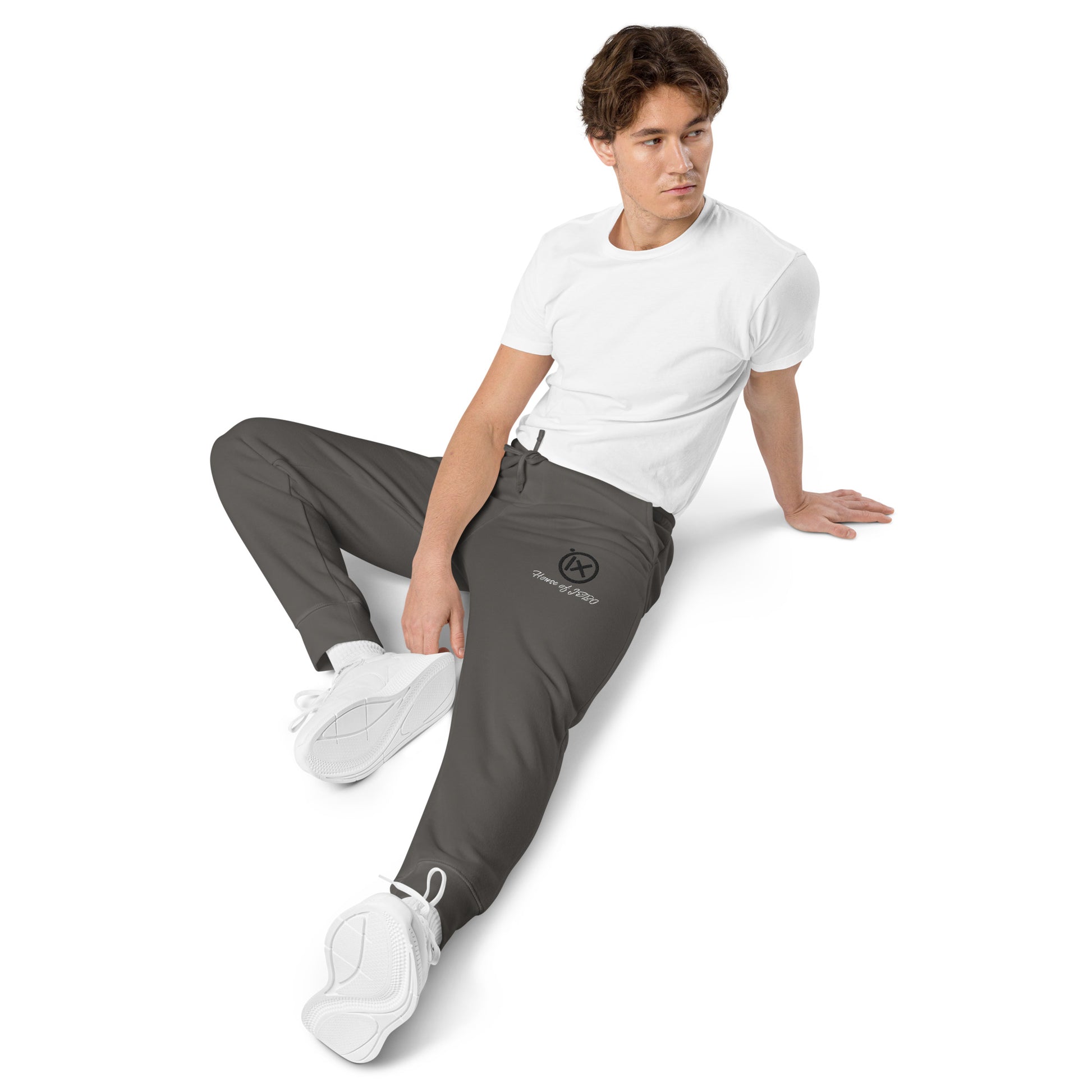 JEBO vintage pigment sweatpants, charcoal jogger with elastic cuffs and logo on thigh